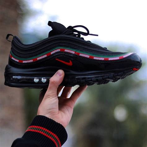 gucci air max 97 news.